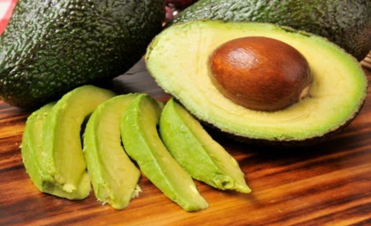 i trucchi di Benedetta Rossi per conservare l'avocado